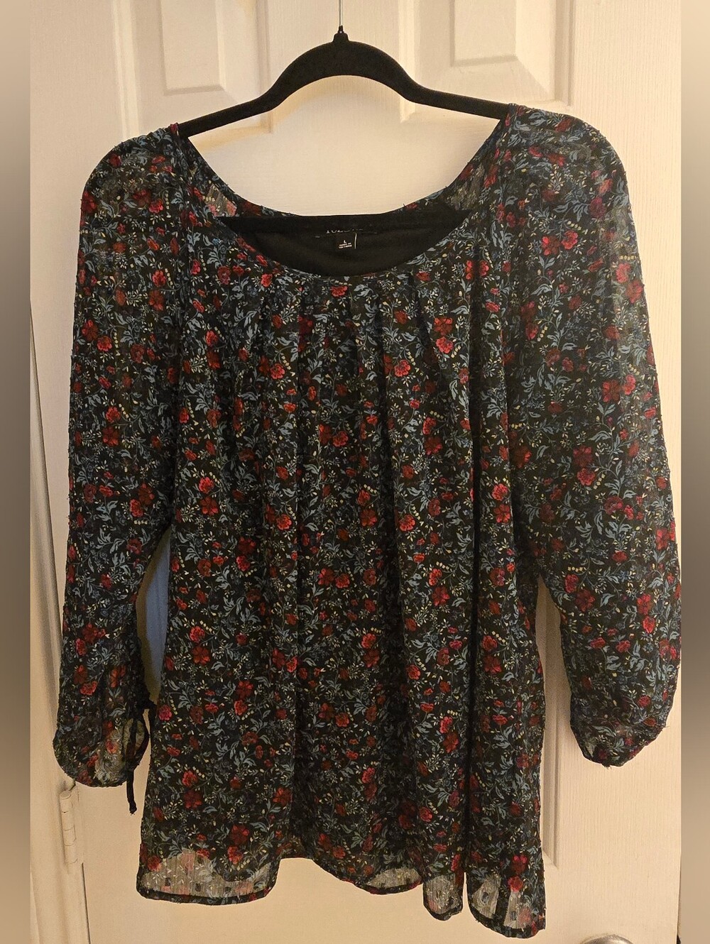 Roz & Ali Red Black Floral Pleated Scoop Neck Long Sleeve Blouse Bohemian L EUC